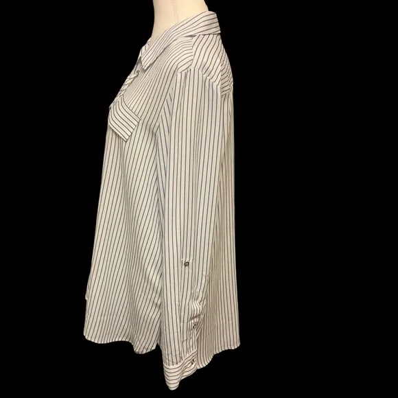 RICKI’S LONG SLEEVE WHITE & BLUE STRIPED LACE-UP BLOUSE/ Size 14 - Picture 2 of 12